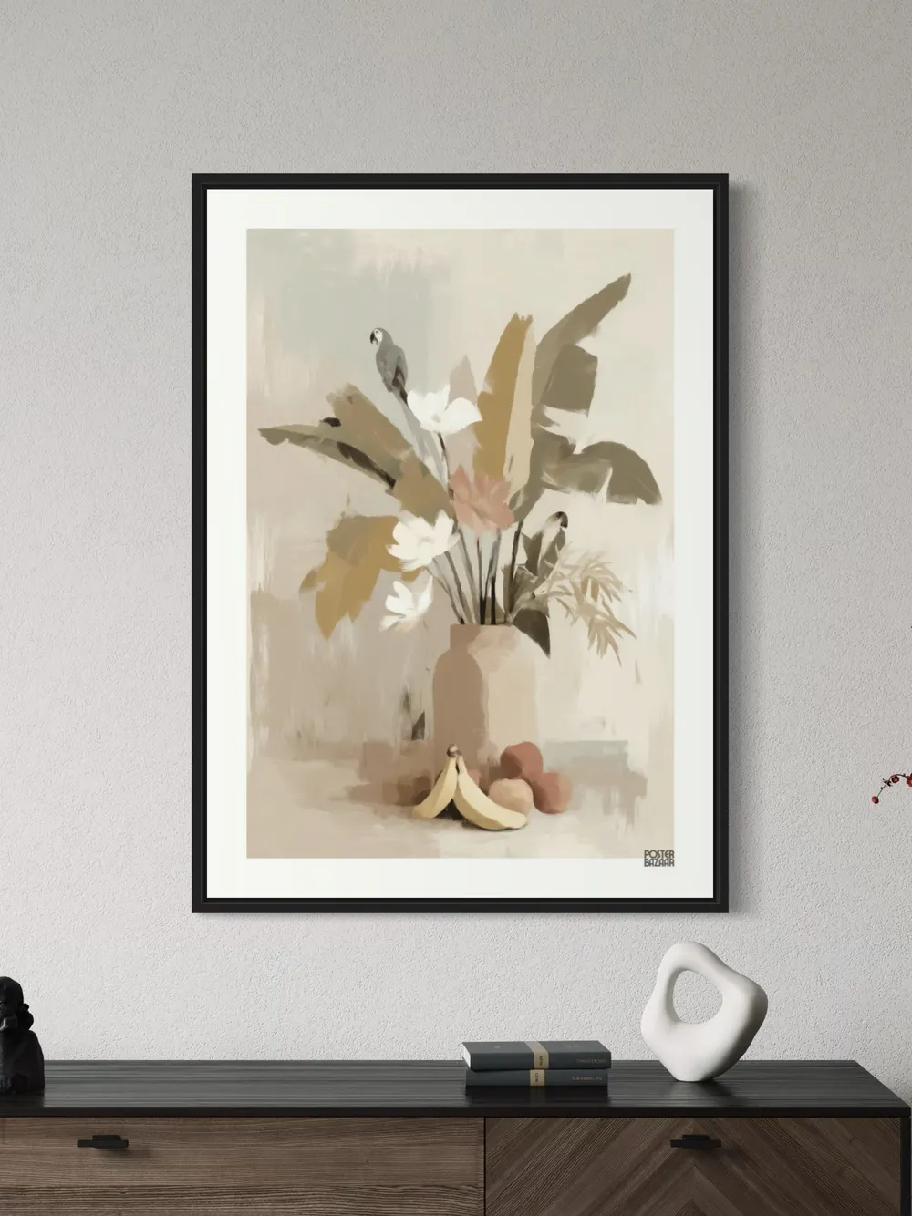 Plakat Tropical Still - jasny wazon z tropikalnymi lisciami i papugami - obrazek 3