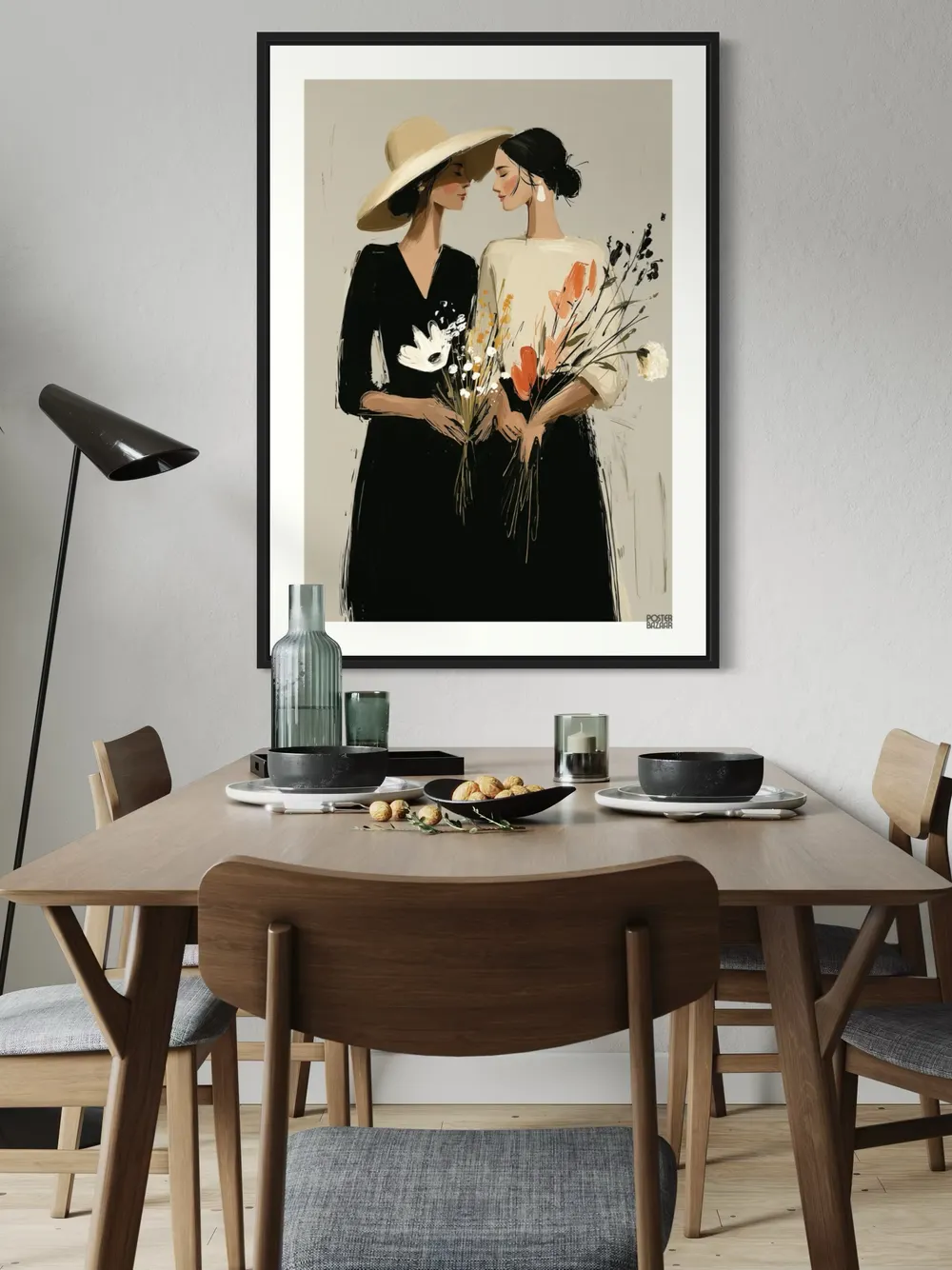 Plakat Whispered Blooms - dwie kobiety z bukietami polnych kwiatów w stonowanych kolorach - obrazek 3