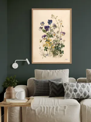 Plakat Wildflower Bunch - botaniczna ilustracja polnych kwiatów w odcieniach fioletu, bieli, zieleni i beżu, vintage styl - obrazek 3