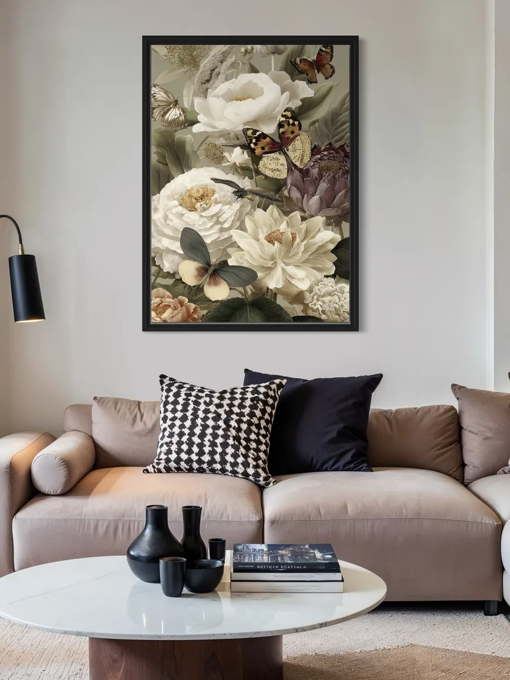 Plakat Butterfly Reverie - delikatne motyle i kremowe kwiaty w stylu botanicznym - obrazek 2