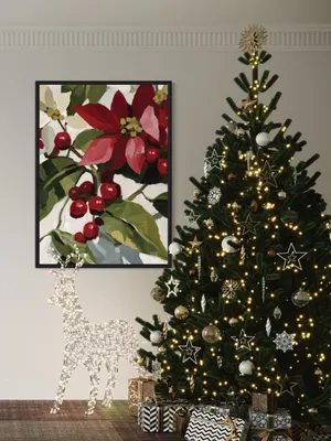 Plakat Crimson Garland - świąteczna kompozycja z czerwonymi kwiatami i jagodami - obrazek 2