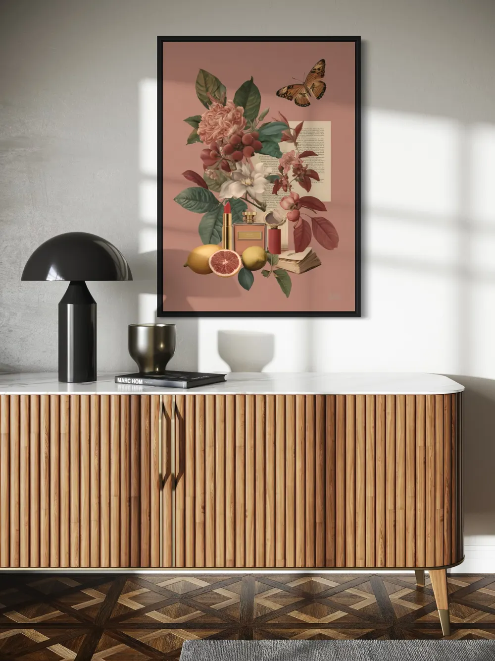 Plakat Botanical Beauty - kolaż kwiatów cytrusów motyla kosmetyków na różowym tle - obrazek 3